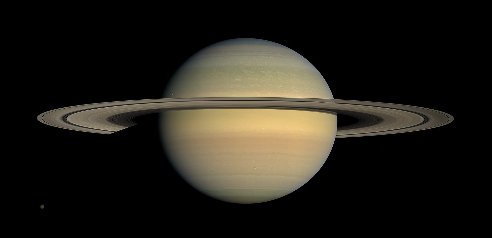 titan saturn moon